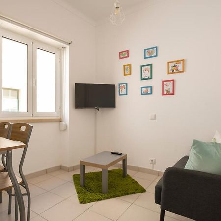 Flowers House نازاريه المظهر الخارجي الصورة